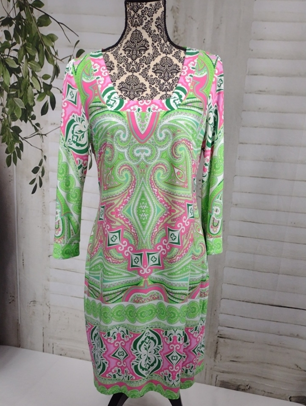 Ivy Lane Green & Pink Paisley Knit Dress Size M